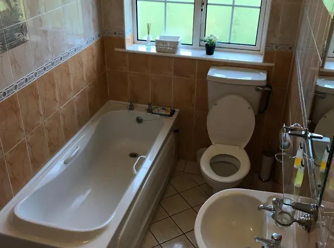 ベッド・アンド・ブレックファスト Oakwood